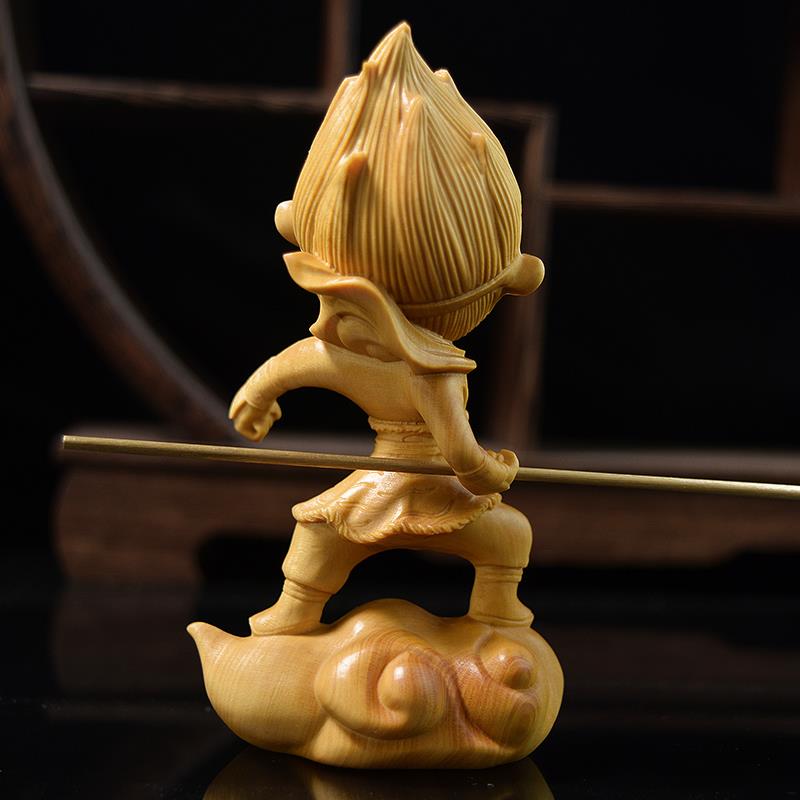 黄杨木雕孙悟空车载饰品汽车齐天大圣摆件生肖猴实木卡通斗战胜佛