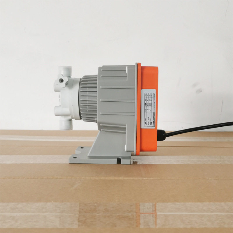 电磁隔膜计量泵不出药原因计量泵加药装置规范污水处理加药计量泵