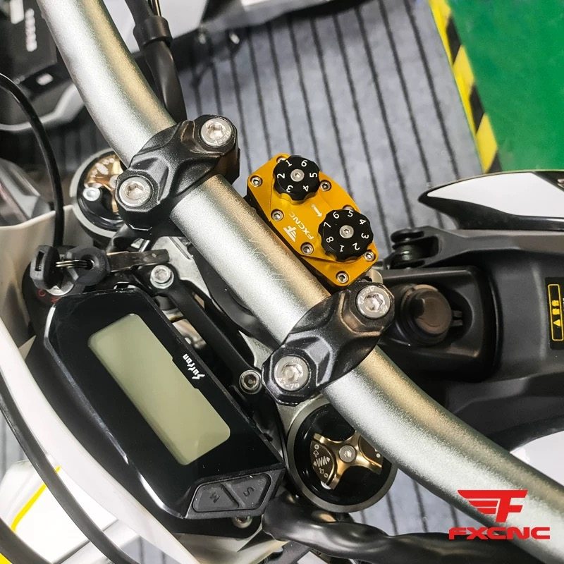 FXCNC适用虬龙轻峰QL600DL改装中置方向阻尼器CNC铝合金防甩头稳