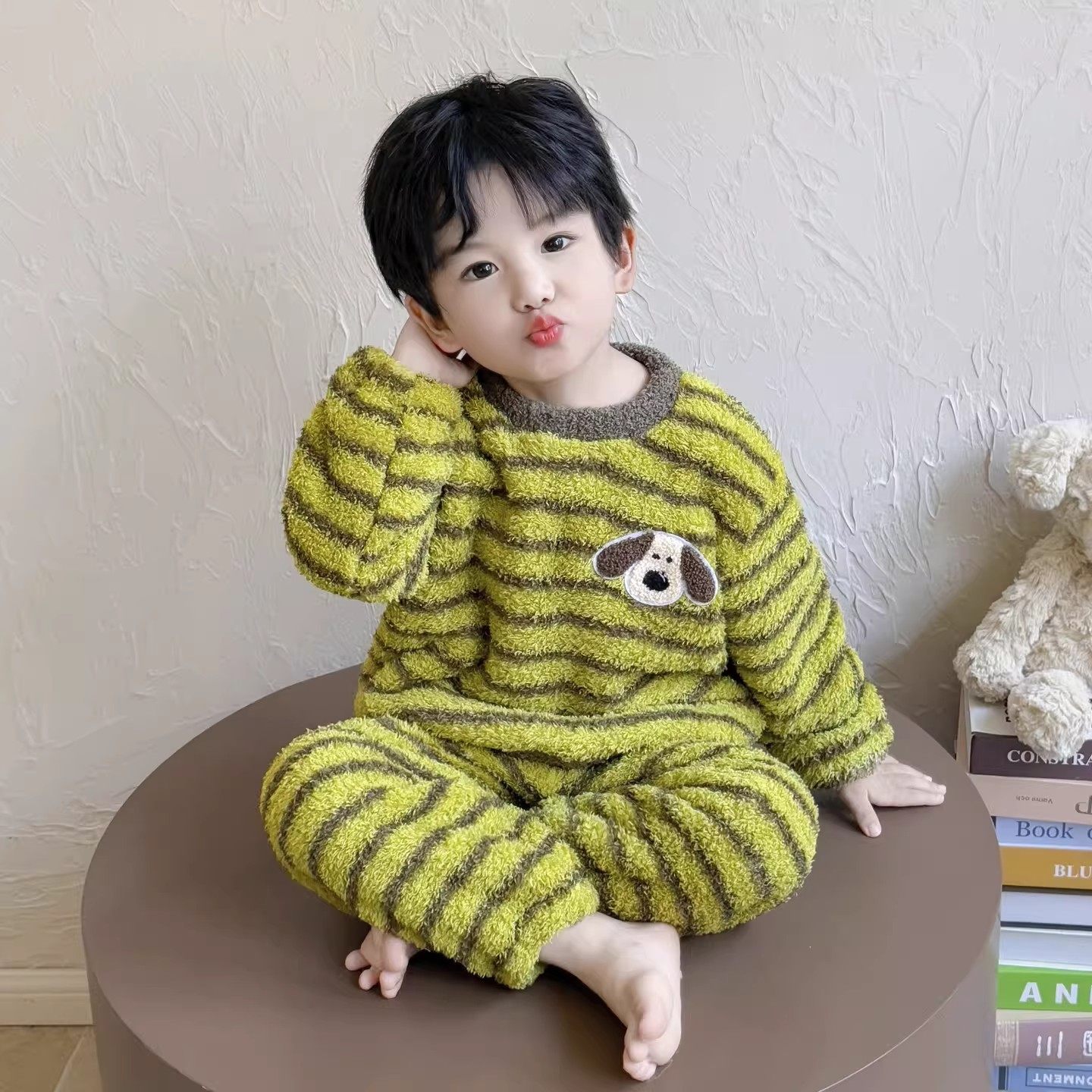 法国儿童珊瑚绒睡衣秋冬款男童法兰绒家居服套装宝宝条纹保暖套装