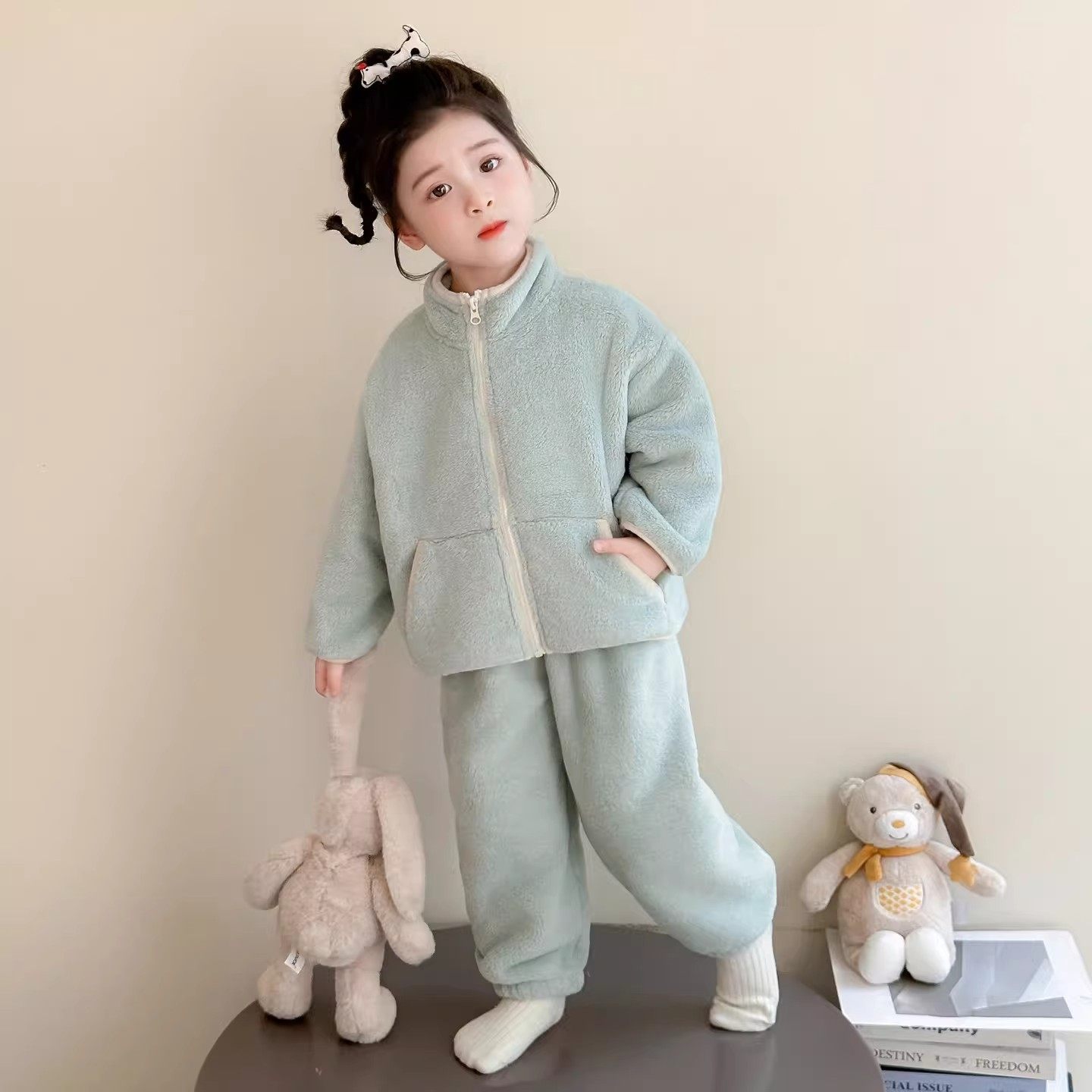 法国女童睡衣冬季宝宝法兰绒保暖家居服女孩拉链儿童珊瑚绒套装
