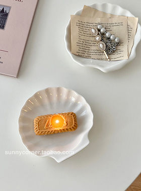新品ins风白色陶瓷贝壳碟玄关钥匙收纳盘M首饰展示盘香薰蜡烛托盘