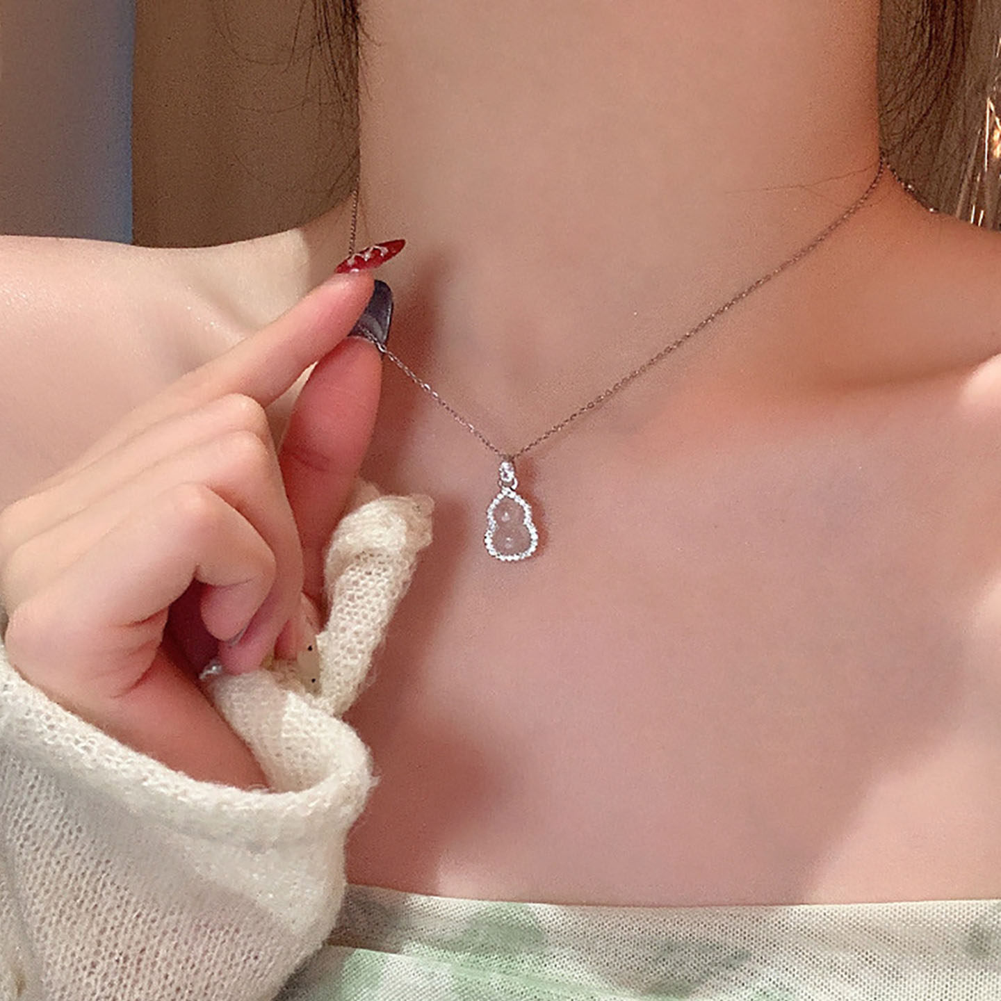 仿玉髓葫芦吊坠项链女新中式复古冰清玉透葫芦钛钢锁骨链网红颈链