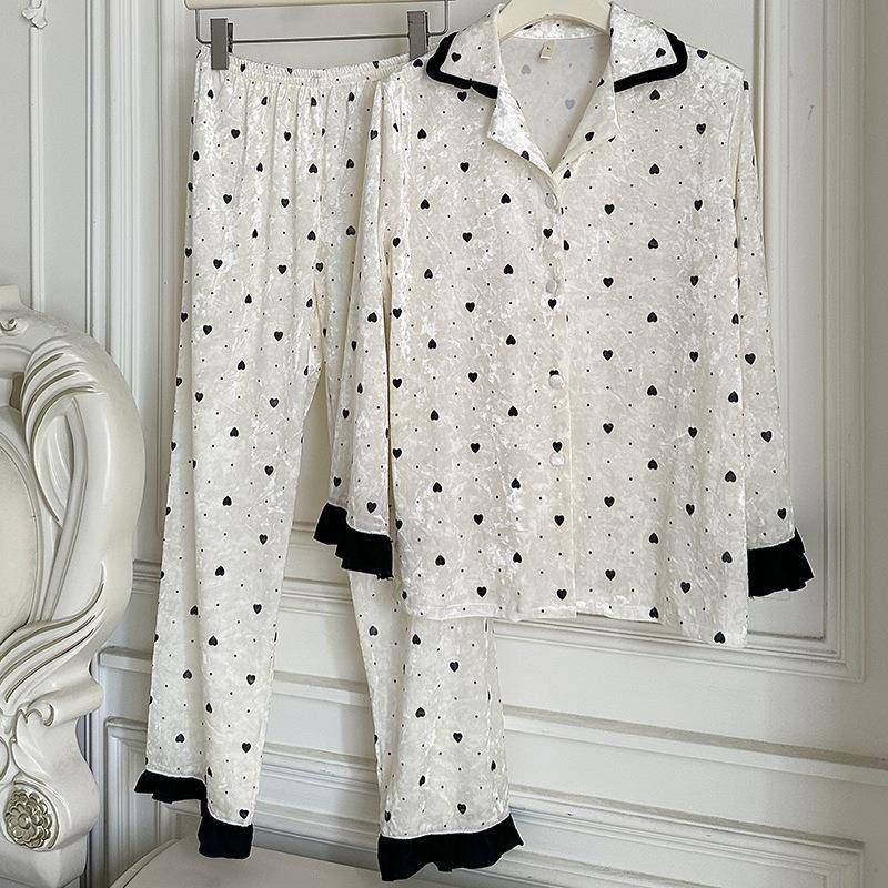 2026新款金丝绒睡衣女长袖长裤爱心印花翻领甜美风家居服可外穿,女士内衣/男士内衣/家居服,睡袍/浴袍,淘宝优惠券,粉丝福利购,淘宝优惠卷
