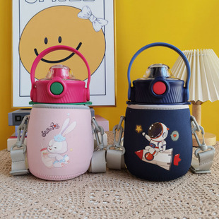 杯具熊儿童大肚杯杯套850ml保温杯套斜挎水杯套保护套新款水壶套