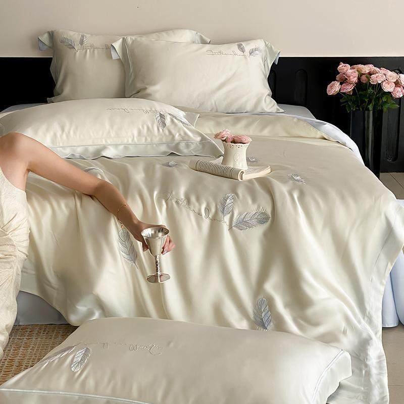 超柔天丝四件套亲肤床上用品轻奢刺绣羽毛夏季裸睡床单被套床笠款,床上用品,床品套件/四件套/多件套,淘宝优惠券,粉丝福利购,淘宝优惠卷