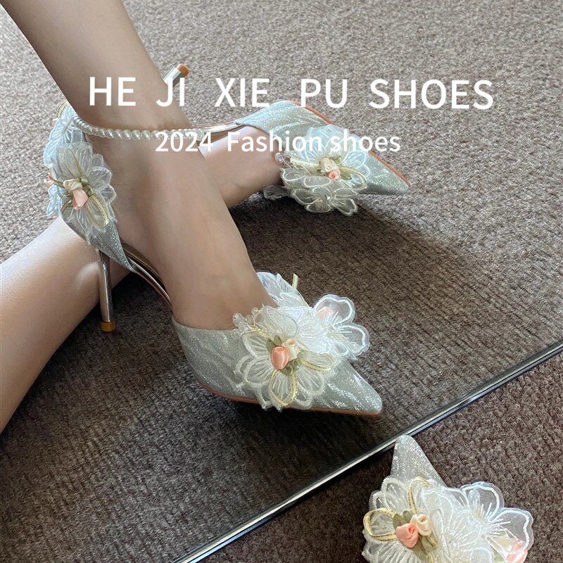 速发蕾丝花朵珍珠一字扣鞋高跟新绿野仙踪鞋款婚带主婚纱两穿尖头