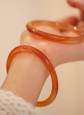 极速网红新品水冰透温润玉髓美人条E手镯气质国风小众细条叮当镯