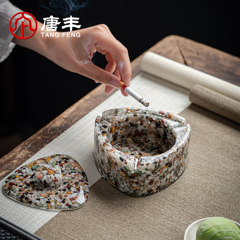 新品时尚烟灰缸家用客厅办公带盖防飞灰创意小彩R石树脂潮流个性