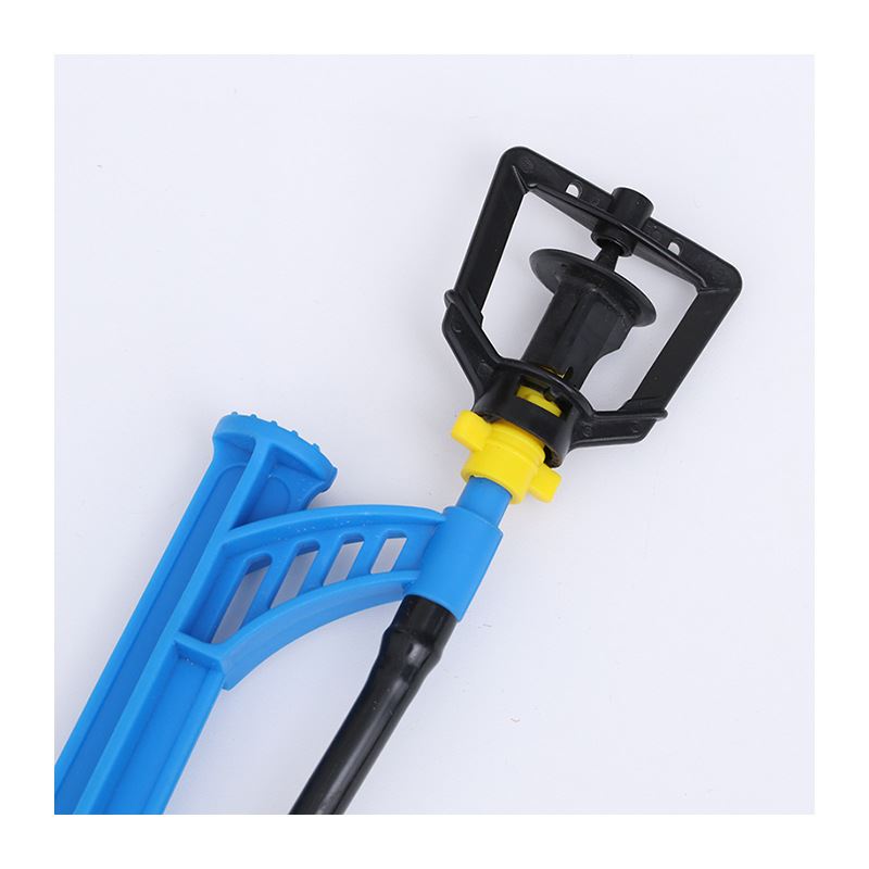 极速。地插旋转微喷头 微喷旋转C喷头 园林自动喷淋雾化微喷灌