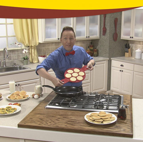新品New 2017 Non Stick Flippin BFantastic Nonstick Pancake