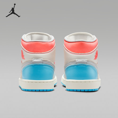 Nike/耐克正品JORDAN女士高帮缓震运动拼接篮球鞋IM7420-133