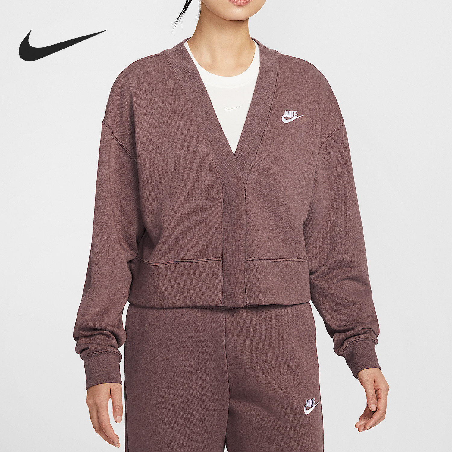 Nike/耐克官方正品2025冬季款女士针织刺绣V领耐穿外套IF5456-502