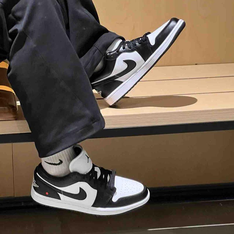 Nike/耐克官方正品Air Jordan 1Low低帮女子运动休闲鞋DC0774-101