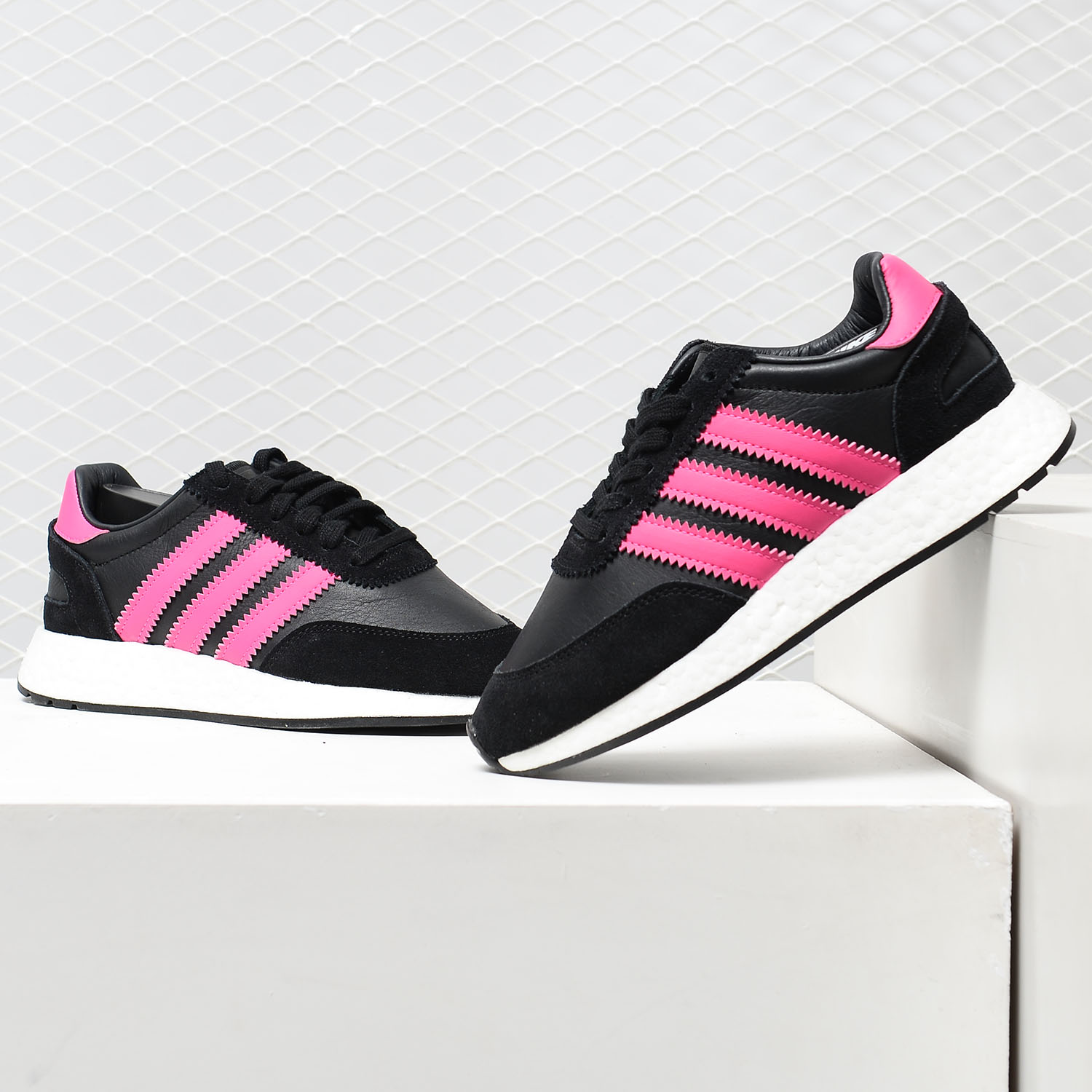 Adidas/阿迪达斯女子经典休闲鞋