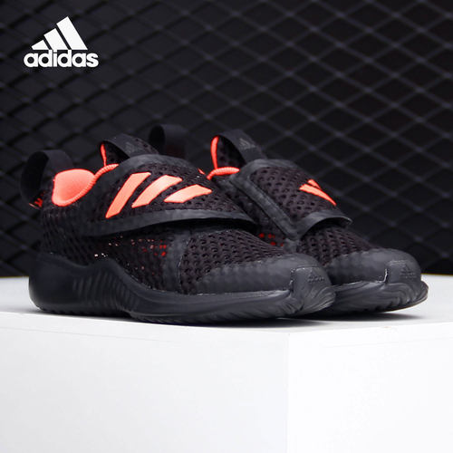adidas阿迪达斯小童鞋