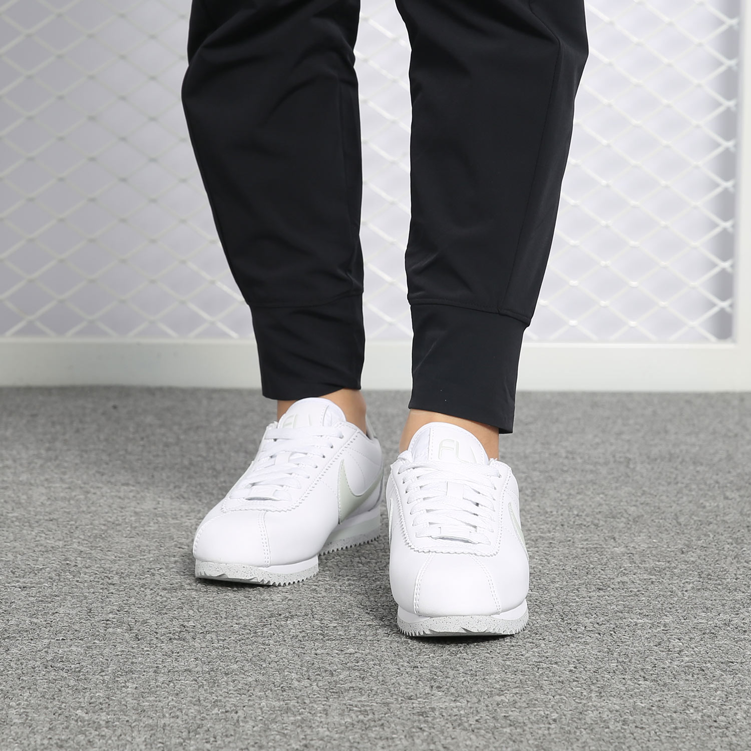 Nike/耐克正品Cortez Flyleather女子低帮系带休闲运动板鞋AR4874