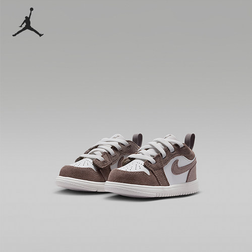 Nike/耐克正品Jordan 1婴童运动轻便透气复古休闲鞋DR9747-026