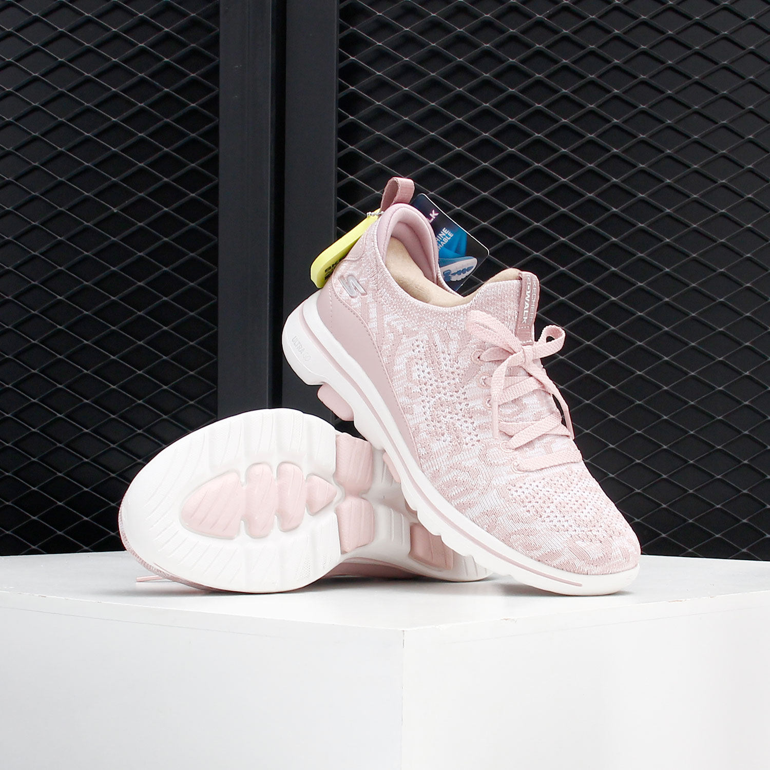 斯凯奇女子舒适运动休闲鞋