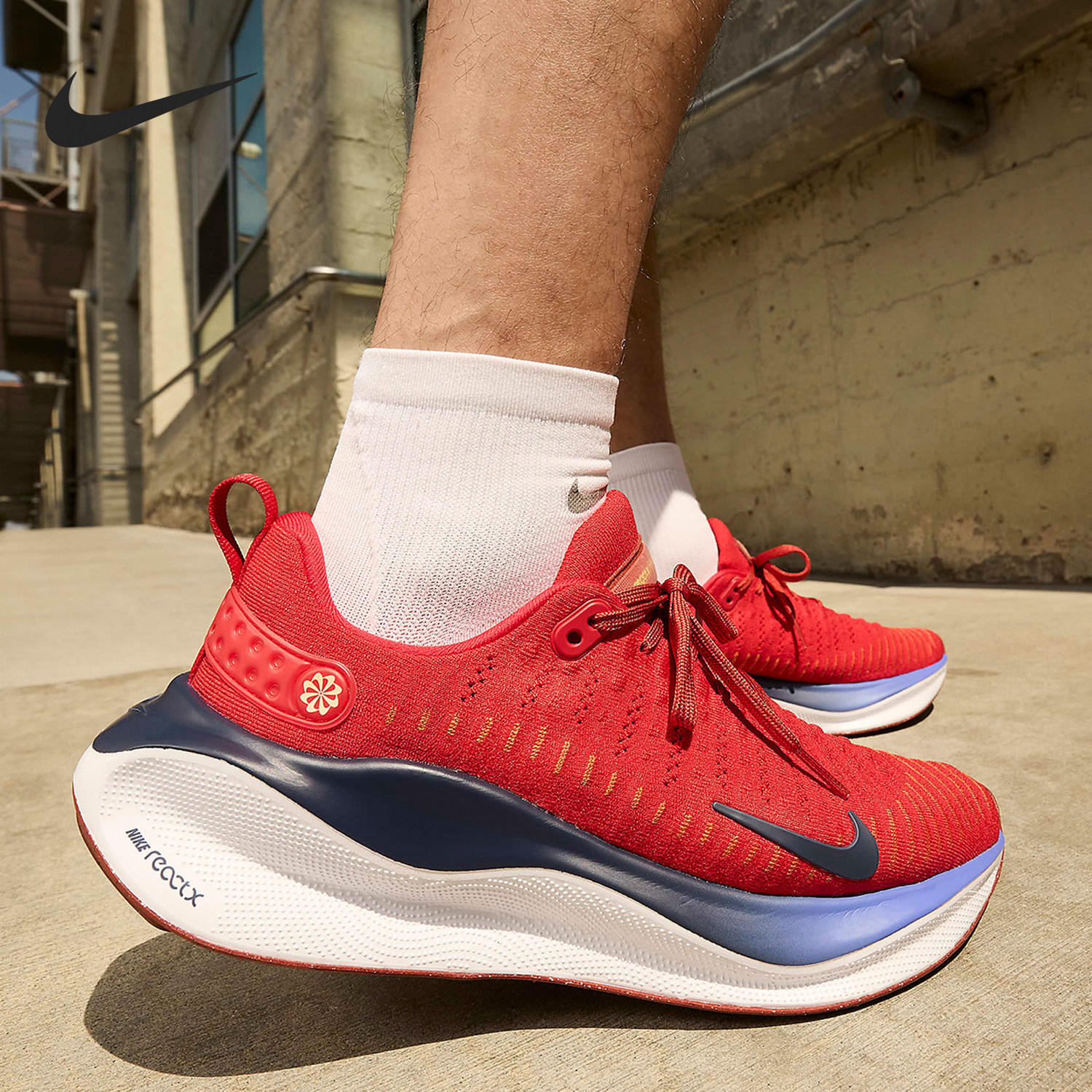 Nike/耐克正品秋冬男士运动厚底低帮缓震跑步鞋DR2665-600