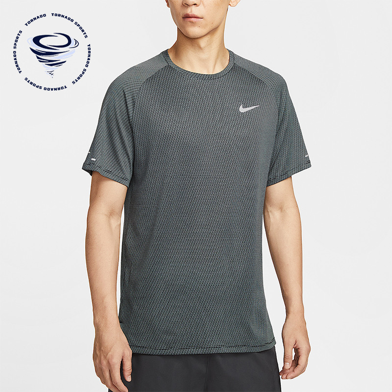 Nike/耐克正品Dri-FIT男士套头跑步针织透气运动短袖HV2208-010