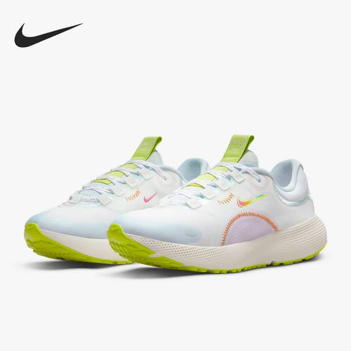 耐克女子泡棉缓震跑步鞋