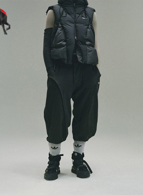 Adidas阿迪达斯男女保暖羽绒马甲