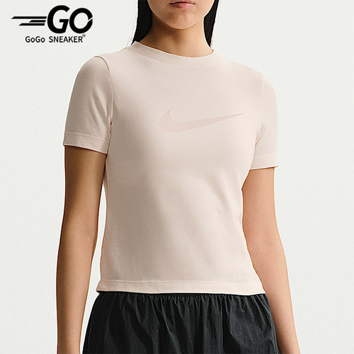 Nike/耐克正品Sportswear女士圆领透气修身经典短袖T恤IO1517-103