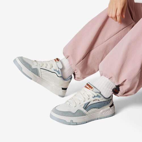 李宁正品COMMON 80s女子舒适软弹经典百搭轻便防滑休闲鞋AGCV024
