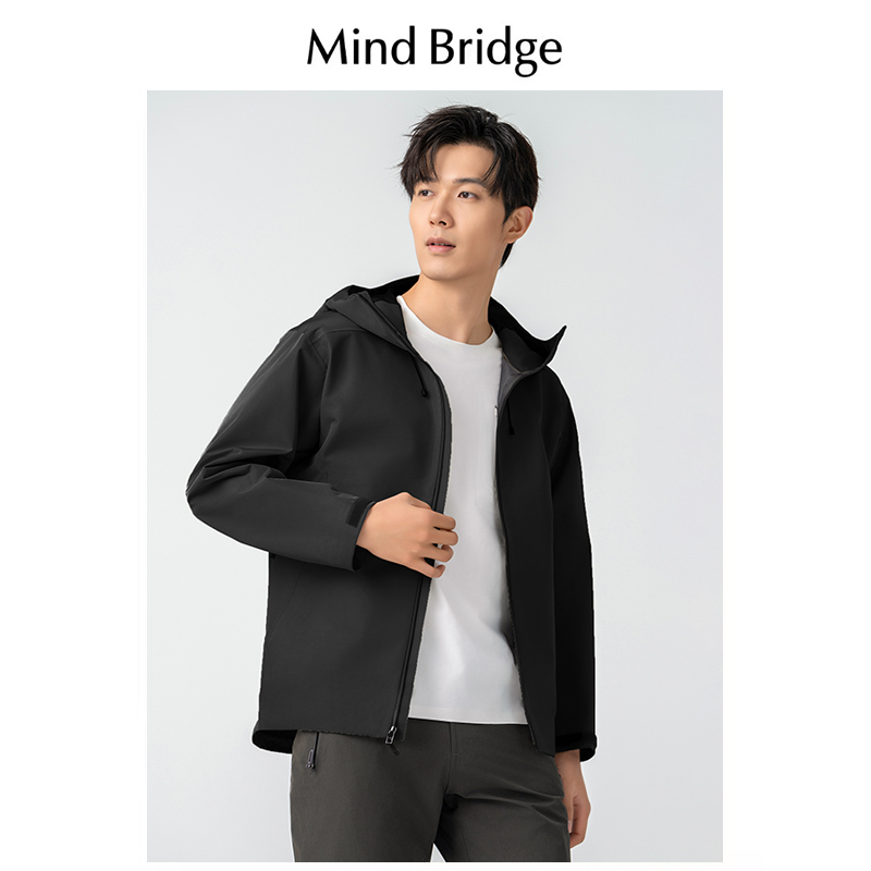 休闲软壳冲锋衣MindBridge宽松