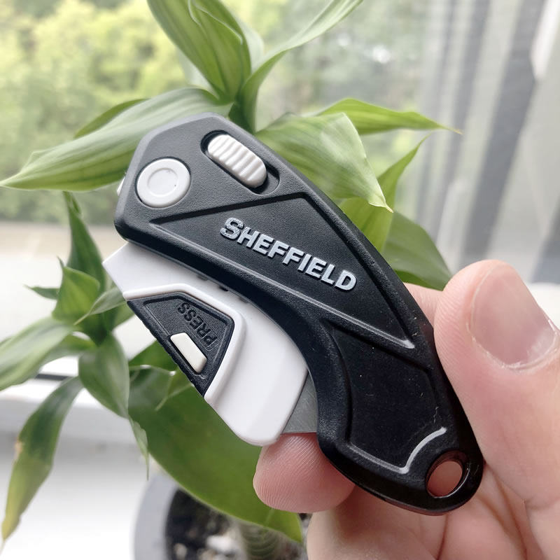 热销钢盾全塑料手柄折p叠美工刀低压绝缘电工刀电缆剥皮刀梯形剥