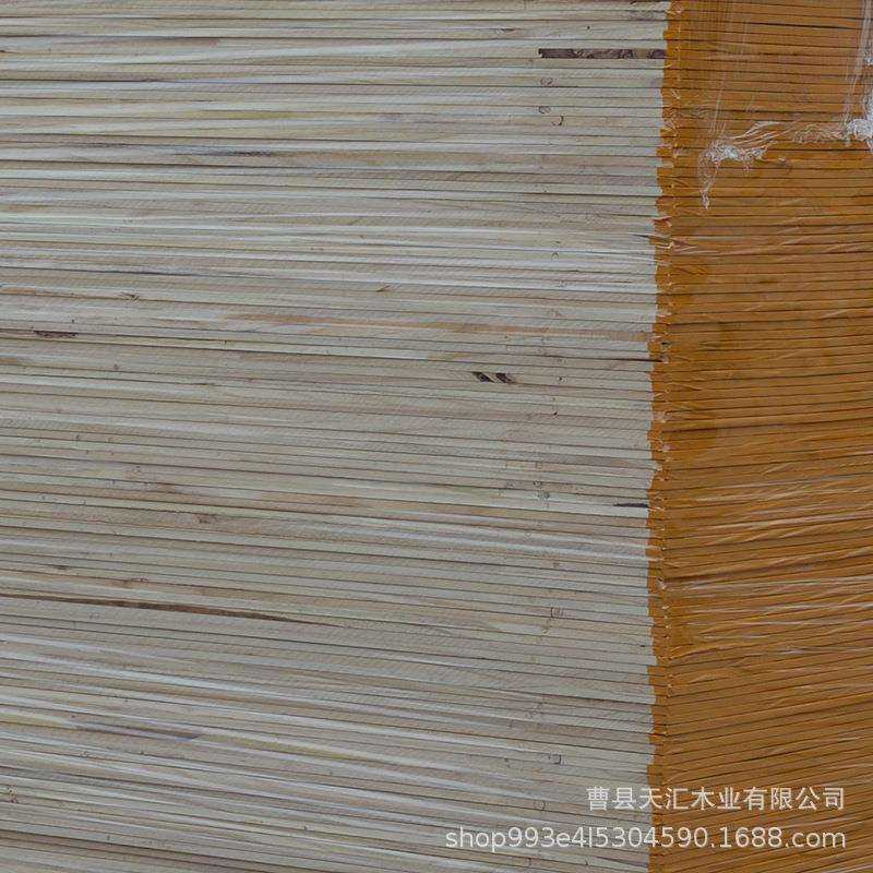 切割原木杨木板杨木拼板可碳化杨木直接拼板家具衣柜实木板多规格