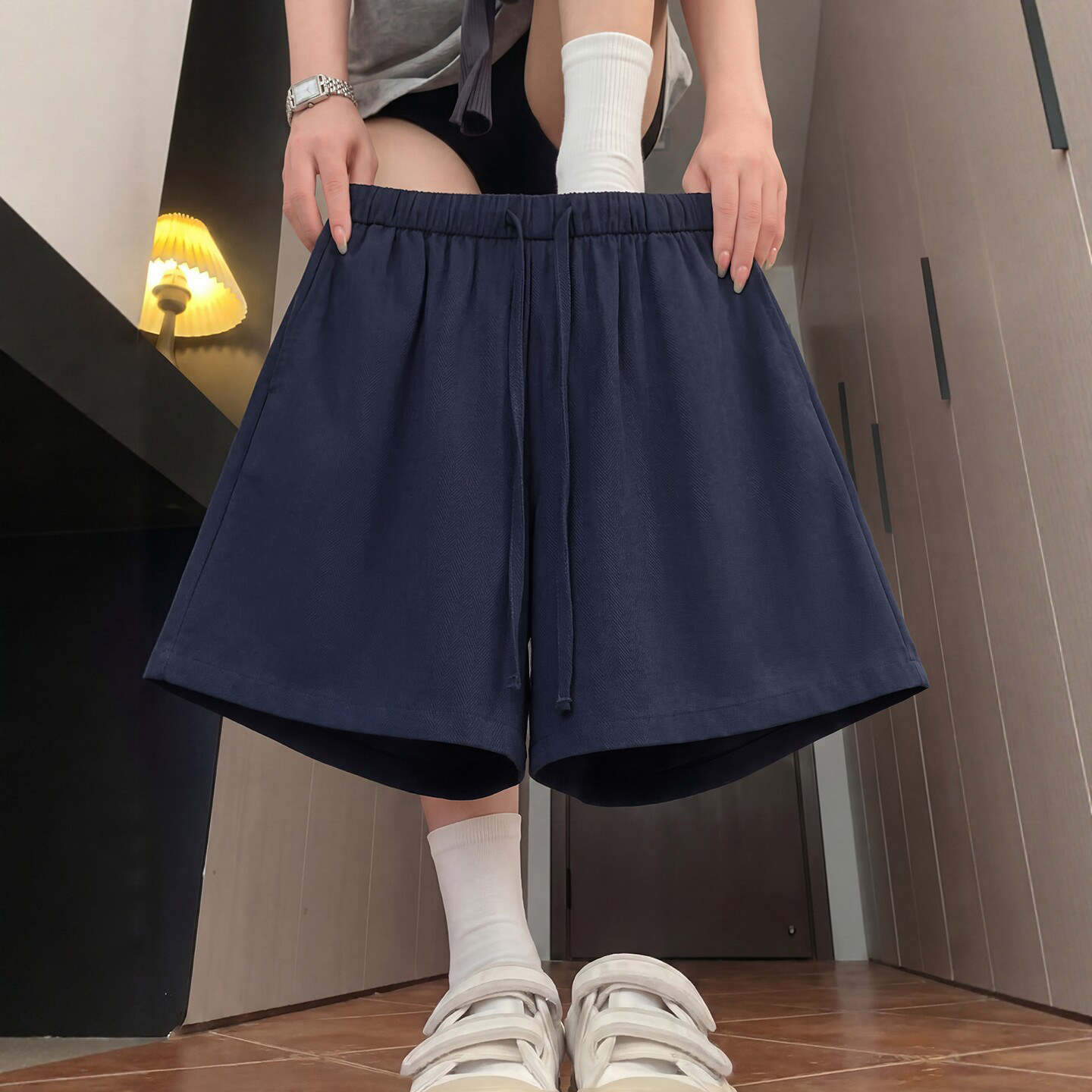藏青色棉麻短裤女夏季2026新款宽松显瘦休闲外穿运动五分亚麻裤子