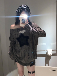 速发大码辣妹慵懒风破洞露肩长袖T装恤款款印花中长新上衣