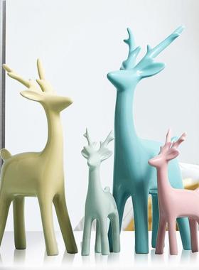 创意现代简约客厅电视柜书房家居装饰工艺礼品小摆设圣诞麋鹿摆件