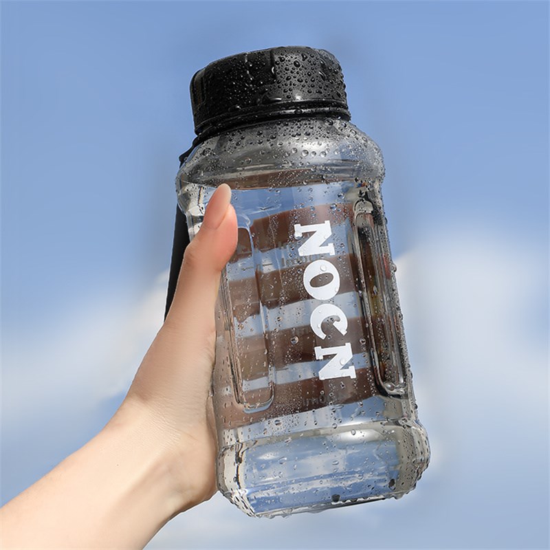 速发身大容量男士水杯户外运动耐高温便携式吸度大号水壶带刻管健