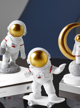 新品办公室桌面创k意宇航员太空人装饰品摆件轻奢家居客厅酒柜简