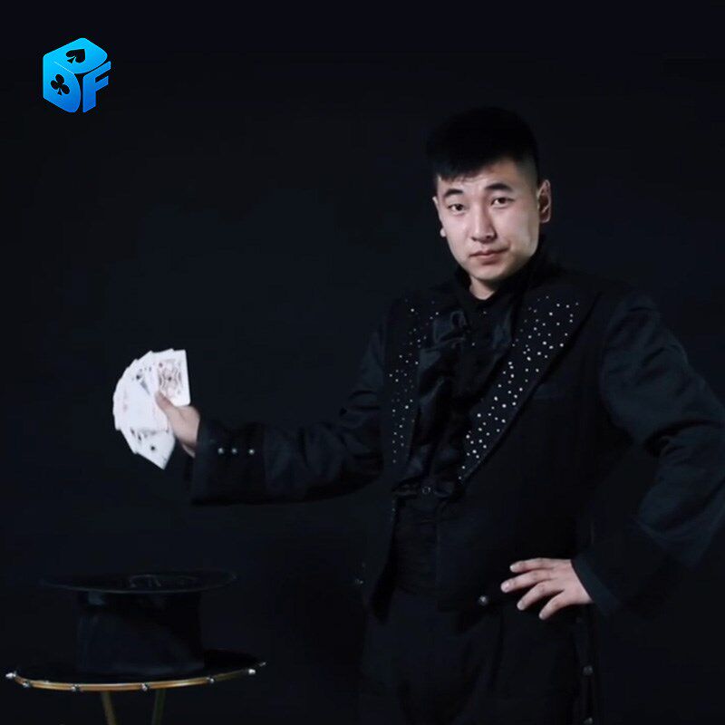 极速2024 空手出丝巾闪现机关C舞台出花球空手出牌震撼魔术道具