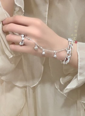 极速古风铃铛蝴i蝶手链戒指一体式开口手镯女汉服古装复古气质手