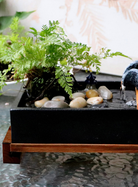 极速家居景观装饰品桌面客厅陶瓷招财磨I石盘喷泉乔迁生日流水石