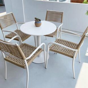 户外桌椅庭院阳台休闲区布置露天花园防水防晒全铝藤椅茶桌椅组合