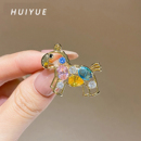 本命年生肖马年胸针新年别针可爱彩色小马胸花衣服西装 饰品 配饰装