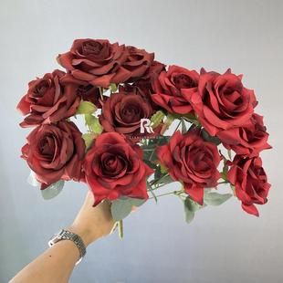 仿真庆玫瑰花排束婚手捧花9头把角玫瑰花墙假花婚礼饰花AL 870插