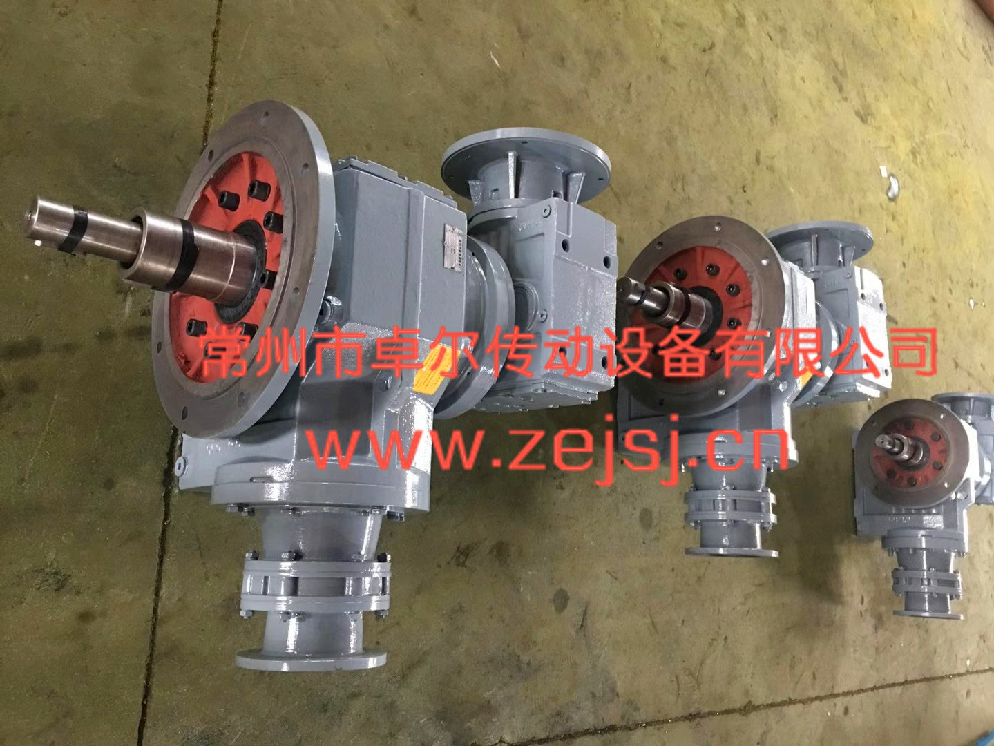 XKAF77-23双螺旋锥形混合机减速机混合机专用摆线组合斜齿轮