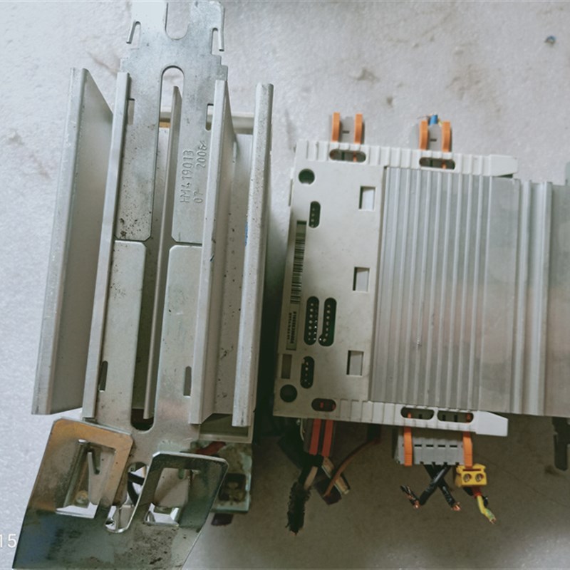 极速伦茨变频器 E82EV371-w2C 0.37KW 220V 现货 已测试正常