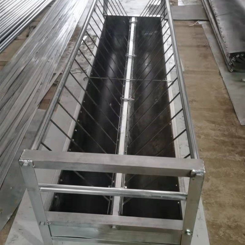 极速不锈钢喂羊i的食槽加厚双面喂羊带架子自动食槽长条养殖用草