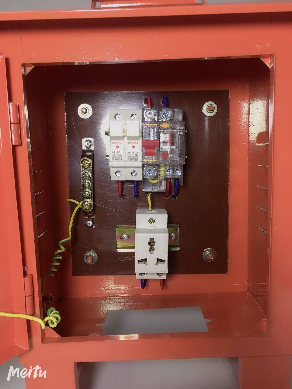 极速手提式d户外防水工地施工三级配电箱一保一漏一插透明漏保强,电子/电工,强电布线箱,淘宝优惠券,粉丝福利购,淘宝优惠卷