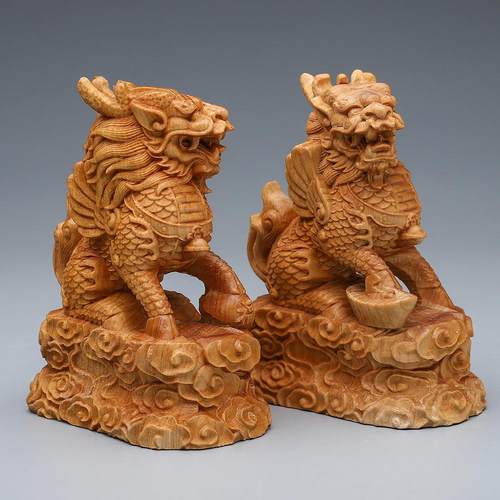 崖柏木雕一对麒麟摆件 家居客厅实木风水招财吉祥如意办公装饰品