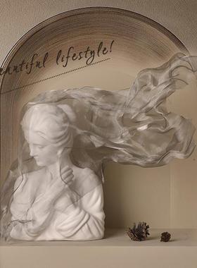 留连轻奢面纱少女雕塑摆件高级小众奶油风艺术品客厅玄关法式装饰