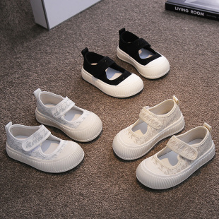 新品儿童帆布鞋女童小白鞋舞蹈夏季新款鞋子幼儿园小W女孩镂空布